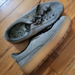 Green puma suede platform sneakers